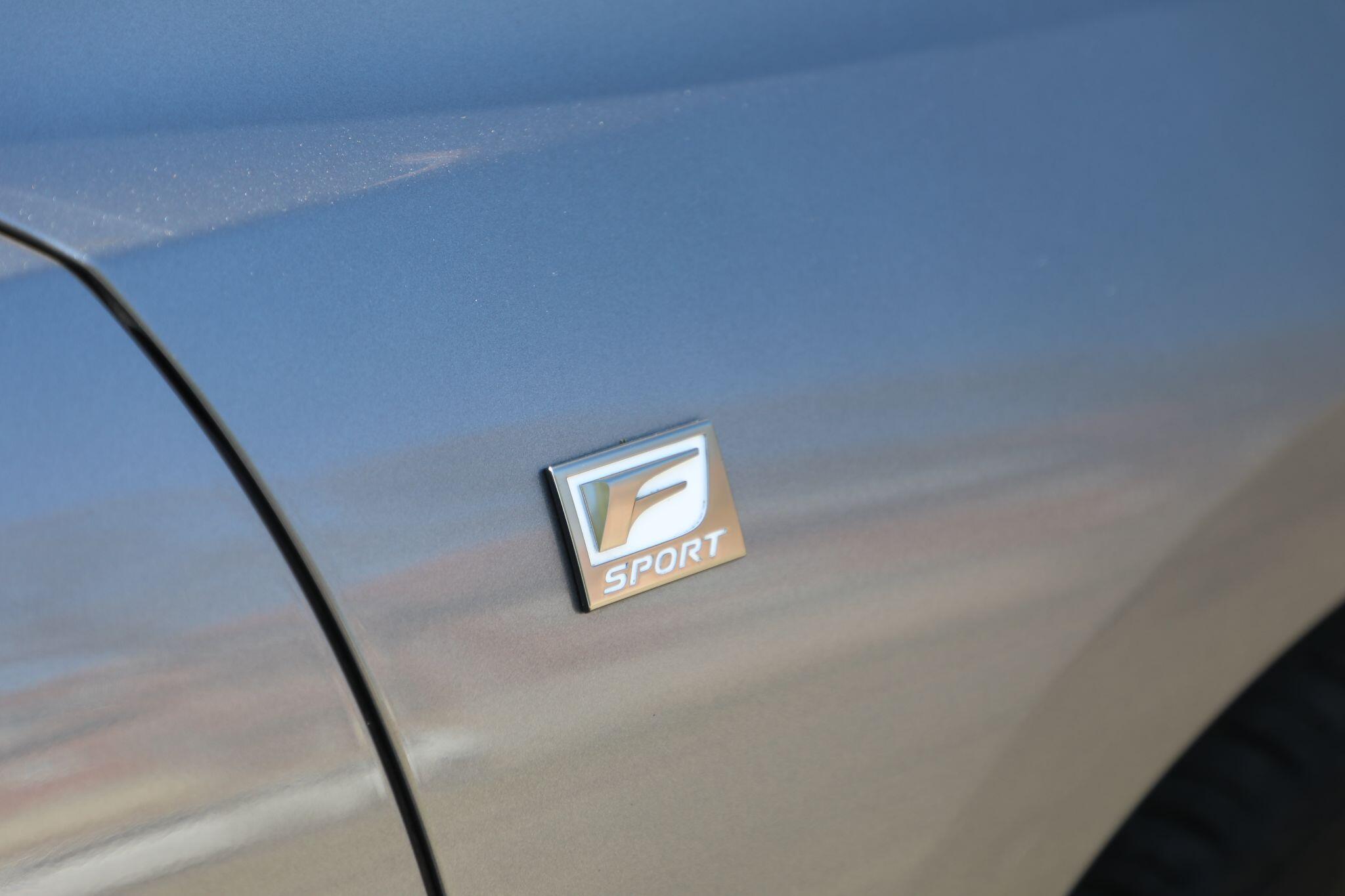 Large vehicle image